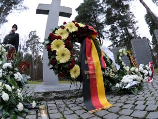 Commemorating the German People's Day of Mourning