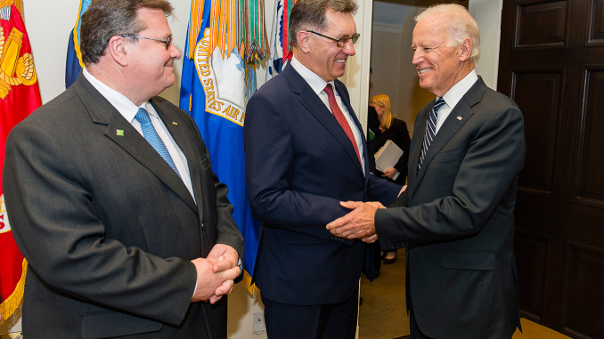 Vice President Joe Biden greets PM Butkevičius and the Foreign Minister Linkevičius in the White House