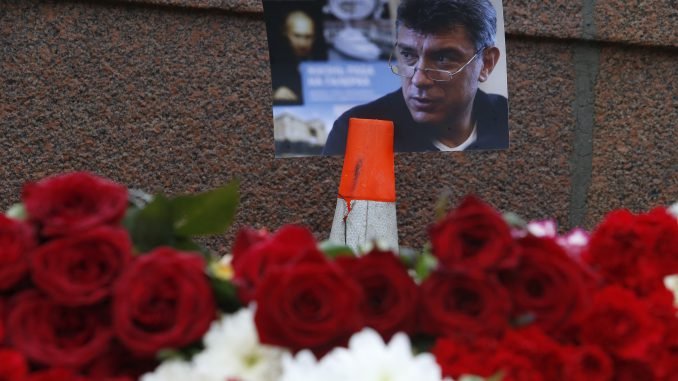 Kremlin's critic Boris Nemtsov was shot dead in central Moscow
