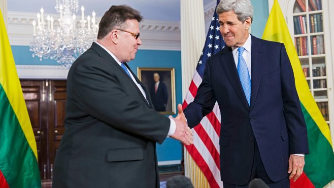 Lithuanian Foreign Minister Linas Linkevičius meeting US Secretary of State John Kerry   Photo Ludo Segers