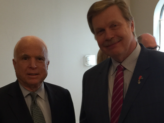 Hon. Consul J. Prunskis meets Senator McCain