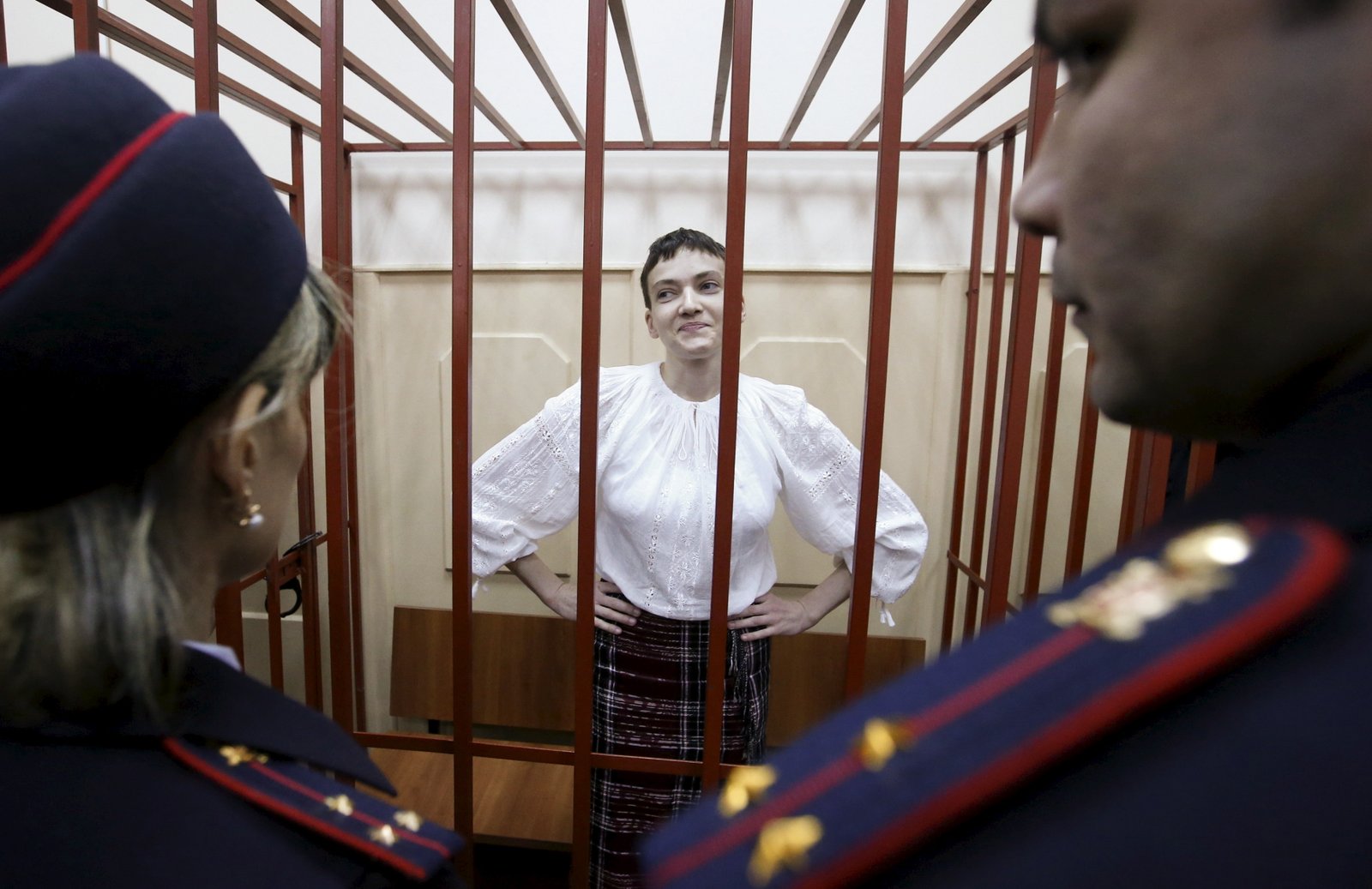 Савченко в суде фото. Савченко прокуратура. Арест савченко