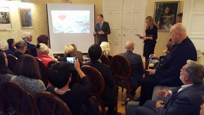 Lithuania presented at tourism event in Stockholm