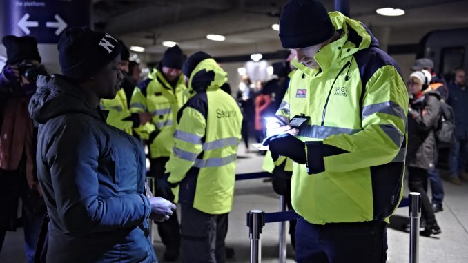 ID checks on Sweden's border with Denamrk