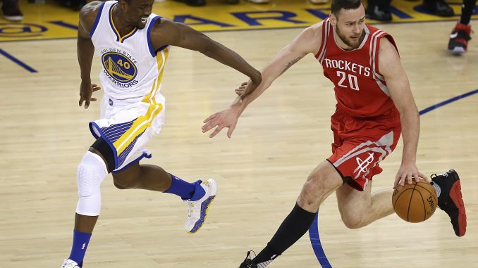 Harrison Barnes and Donatas Motiejūnas