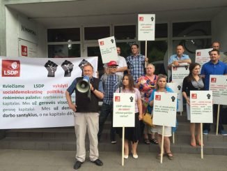 Social Democrat protesters against the labour code