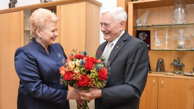 President Dalia Grybauskaitė congratulates President Valdas Adamkus with 90th anniversary