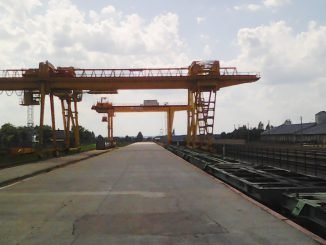 Cranes in Šeštokai station