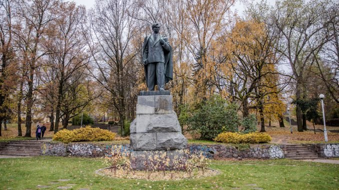 Petras Cvirka monument