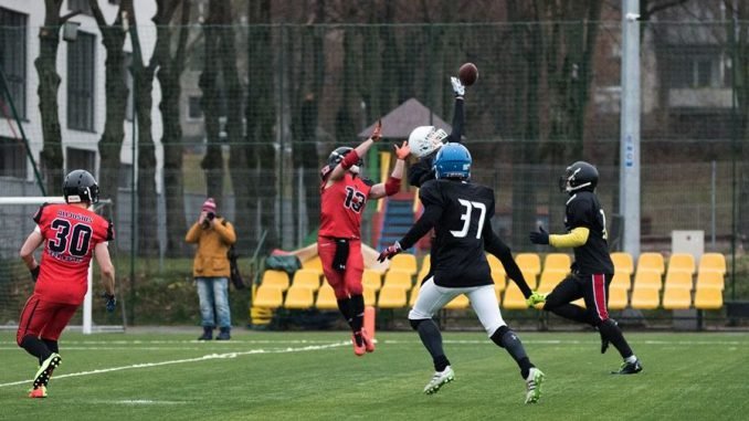 Kaunas Dukes intercept Photo by Stasys Razma