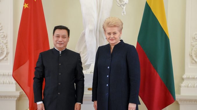H.E. Ambassador Shen Zhifei and H.E. President Dalia Grybauskaitė