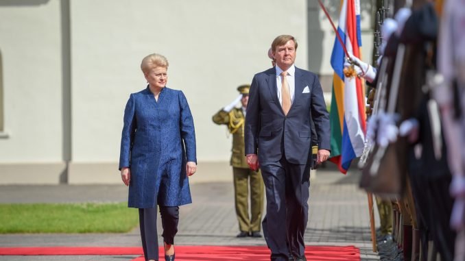 King Willem-Alexander and the President Grybauskaitė at the Presidential Palace. Photo @ Presidential Palace
