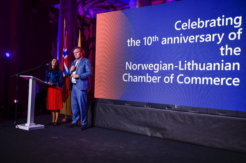 Chair Kjetil Hanssen and Executive Director Lina Mockute at the 10th Norwegian Lithuanian Chamber Gala Photo © Ludo Segers Photo © Ludo Segers @ The Lithuania Tribune