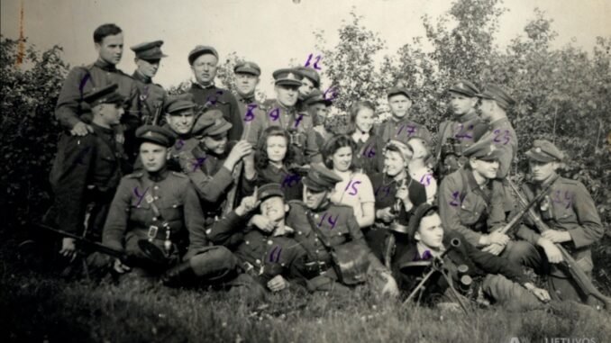 Partisans of the Žemaičiai and Kęstutis District. Photo courtesy of the Office of the Chief Archivist of Lithuania