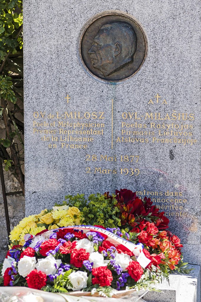 Oscar Milosz gravesite in Fontainebleau Photo © Ludo Segers @ The Lithuania Tribune