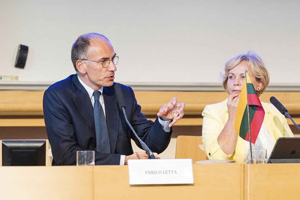 Science Po Dean Enrico Letta making the introduction Photo © Ludo Segers @ The Lithuania Tribune