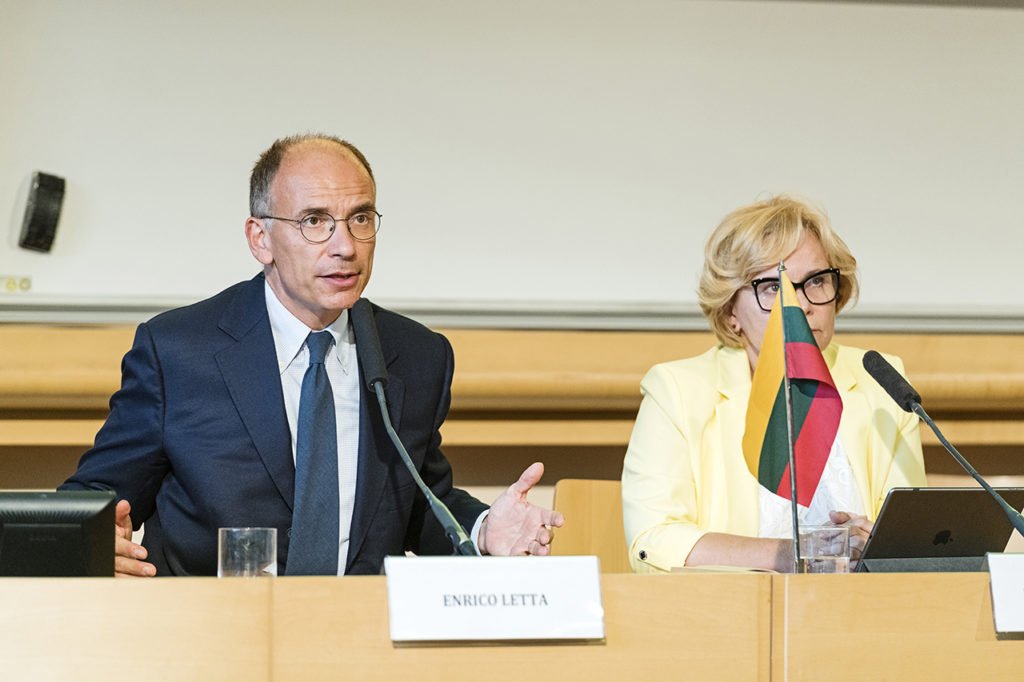 Science Po Dean Enrico Letta speaking in Paris Photo © Ludo Segers @ The Lithuania Tribune